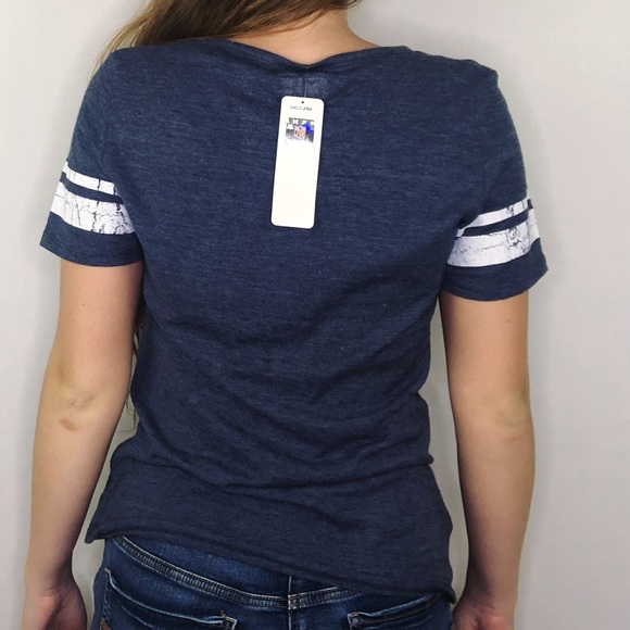 NFL New England Patriots Super Bowl Champion Large Short Sleeve Football - Picture 6 of 10